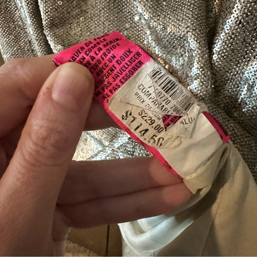 Betsey Johnson Women’s Sequin Metallic Holiday Cocktail Lined Party Dress Sz 6 - Picture 13 of 13
